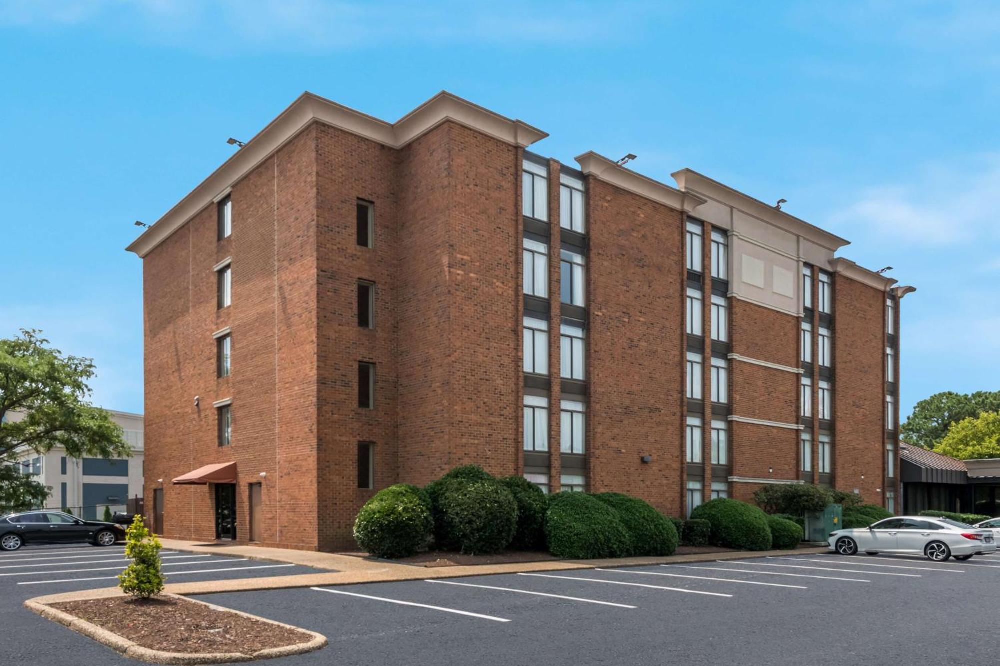 Best Western Hampton Coliseum Inn Exterior foto